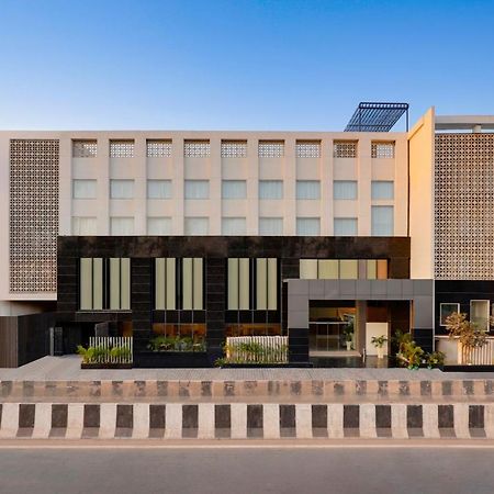 Lemon Tree Hotel Agra Shikohabad Esterno foto
