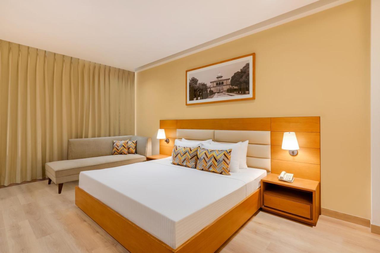 Lemon Tree Hotel Agra Shikohabad Esterno foto