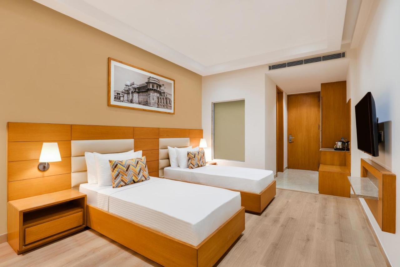 Lemon Tree Hotel Agra Shikohabad Esterno foto